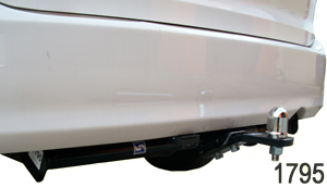 Toyta Tarago towbar